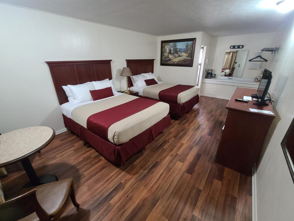 Homestead Motel 3*