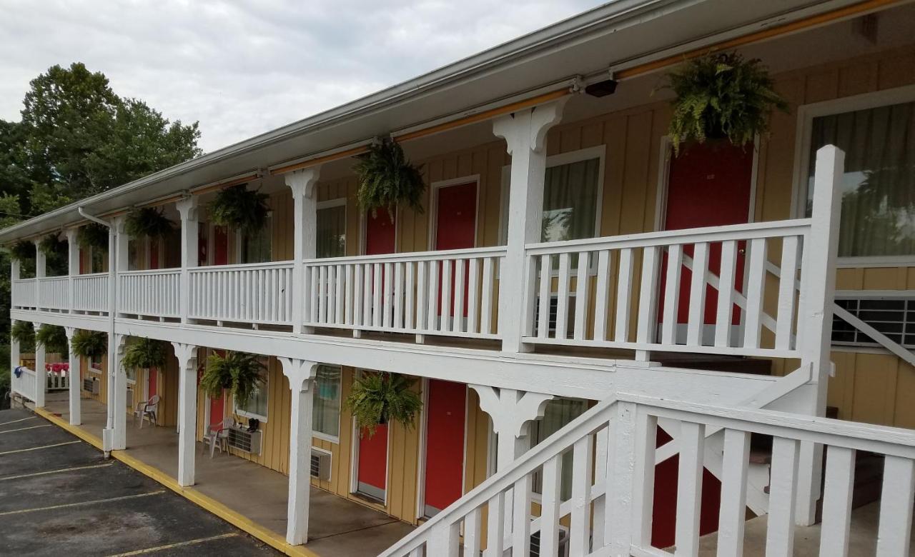 Homestead Motel 3*